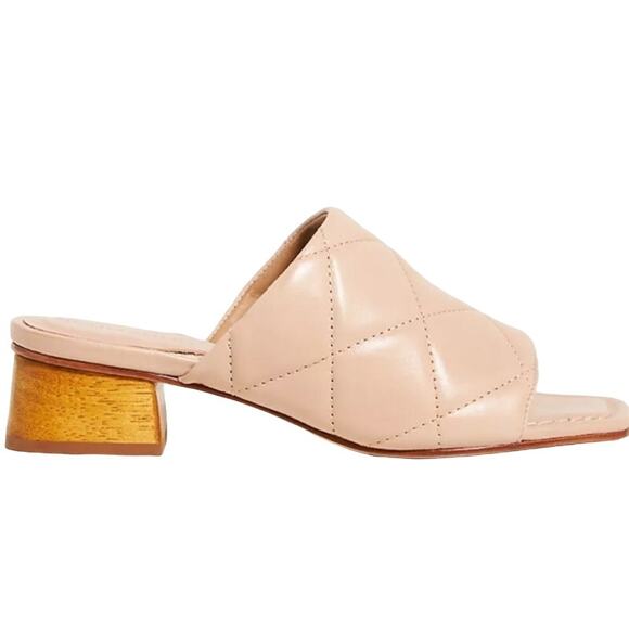 Anthro Bernardo Jemma Blush Glove Sandals Quilted Upper Slip On Square Toe 8 - Picture 1 of 8